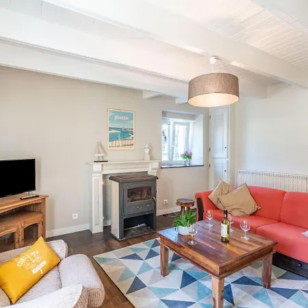 Ti Ar Stang By Interhome Holiday home Esquibien