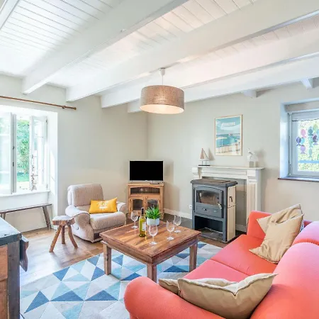 Ti Ar Stang By Interhome Holiday home Esquibien
